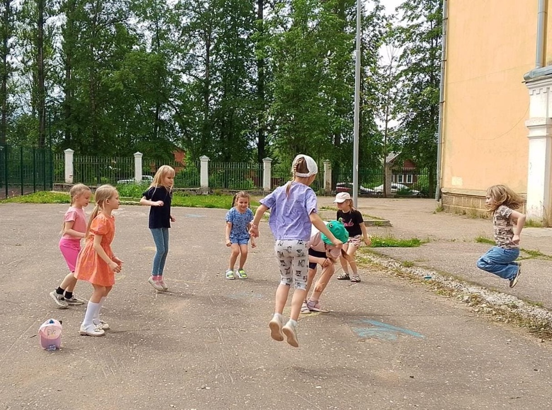 Открытие летнего пришкольного лагеря «Солнышко&amp;quot;.